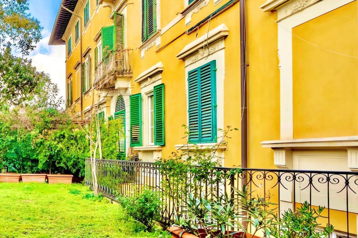 The Luxury Florence Historic Palace Of Santa Croce Exterior photo